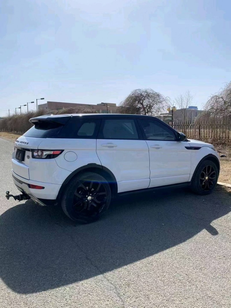 沈阳14年路虎极光4