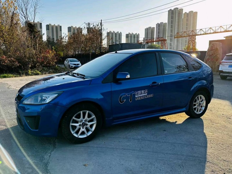 沈阳13年福特福克斯2
