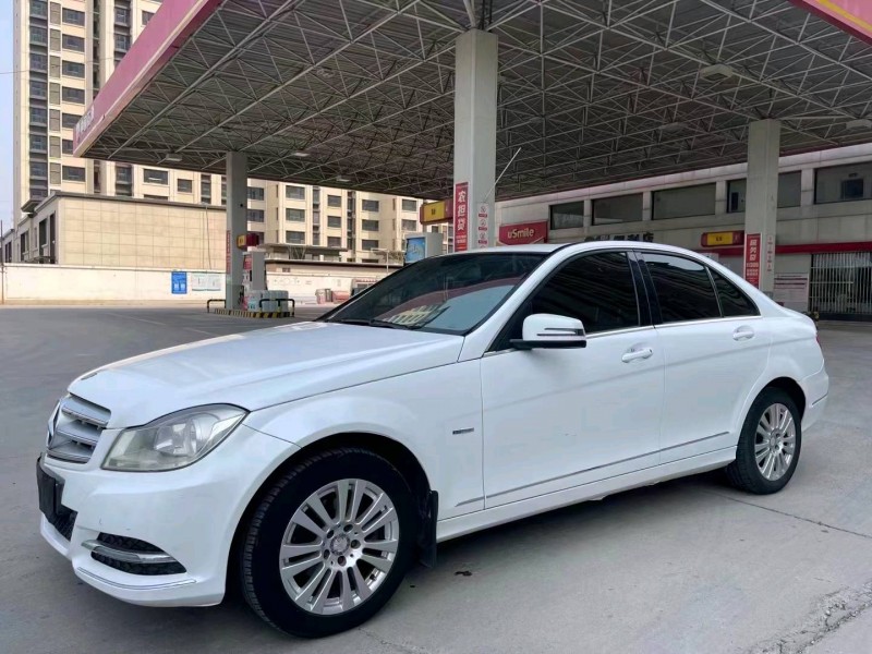 秦皇岛12年奔驰C4