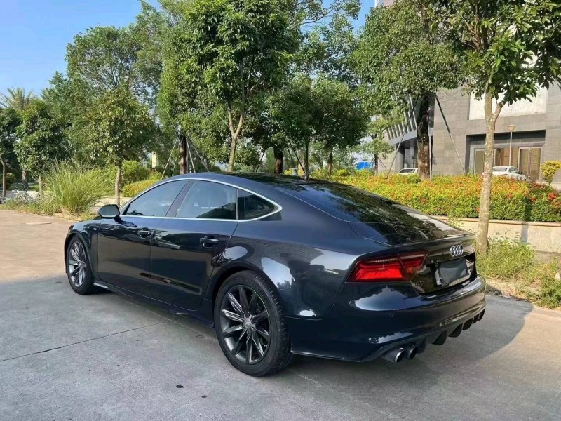 深圳13年奥迪A7L5