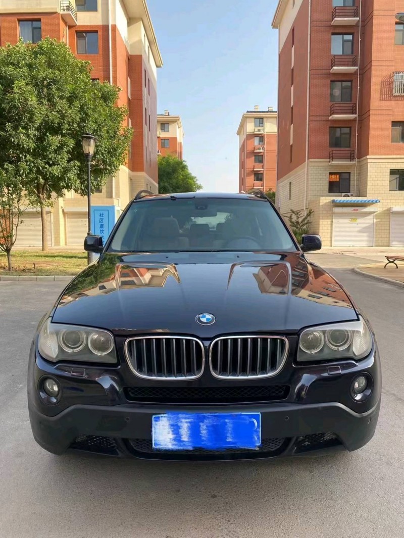 保定10年宝马X31