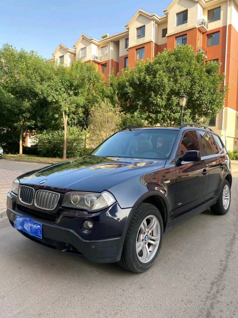 保定10年宝马X33