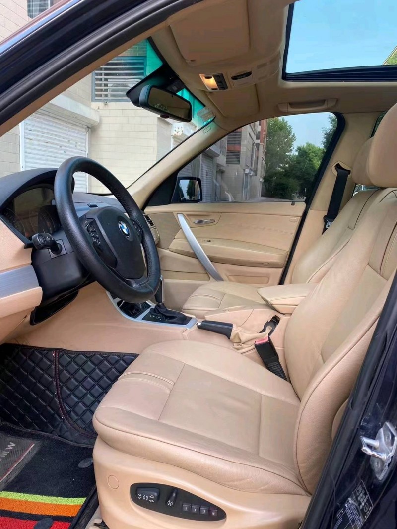 保定10年宝马X36