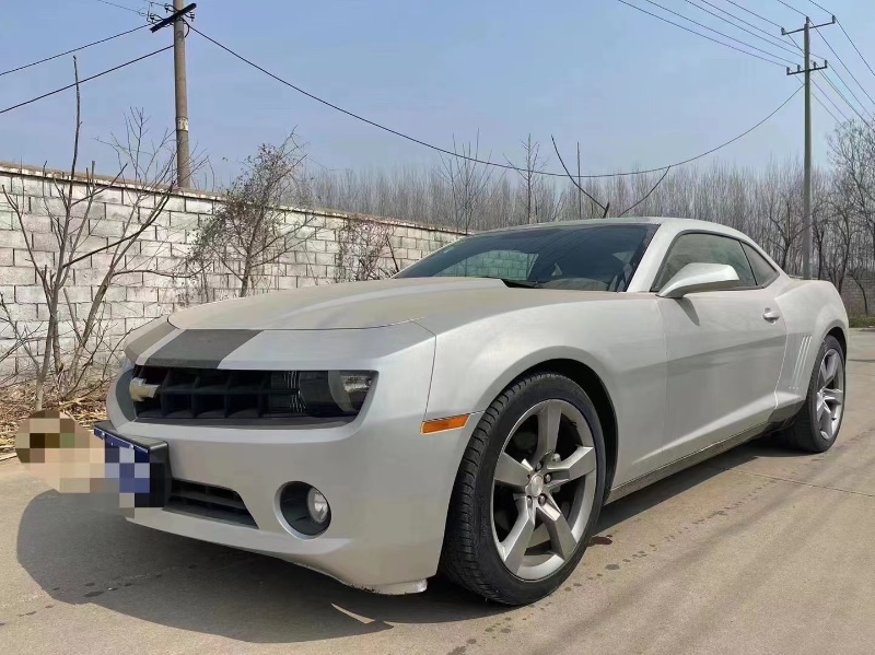 东营14年雪佛兰科迈罗4