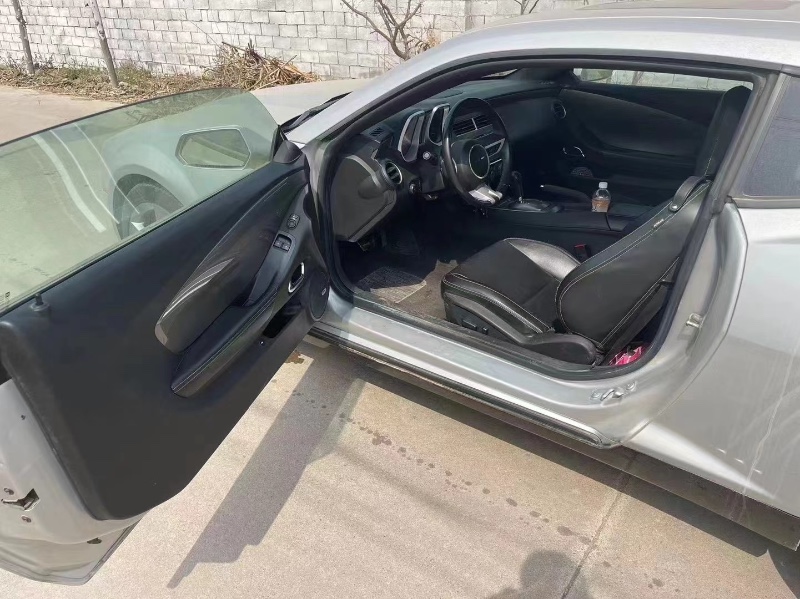 东营14年雪佛兰科迈罗3