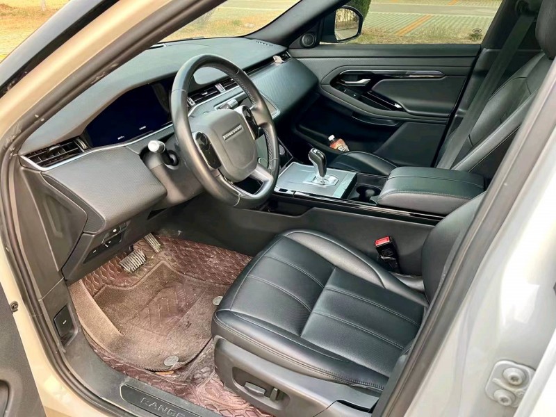 青岛20年路虎揽胜极光(进口)4