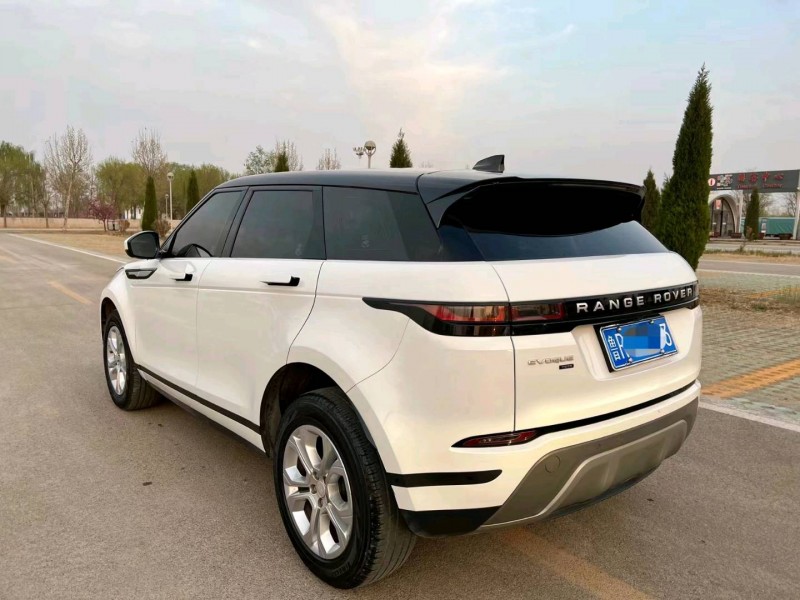 青岛20年路虎揽胜极光(进口)5