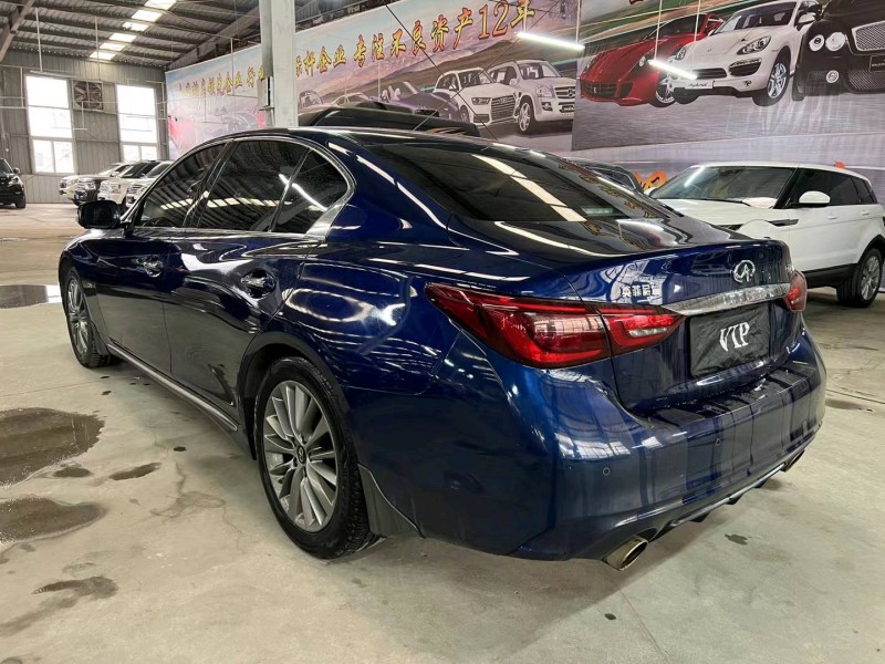 濟寧18年英菲尼迪Q50L8