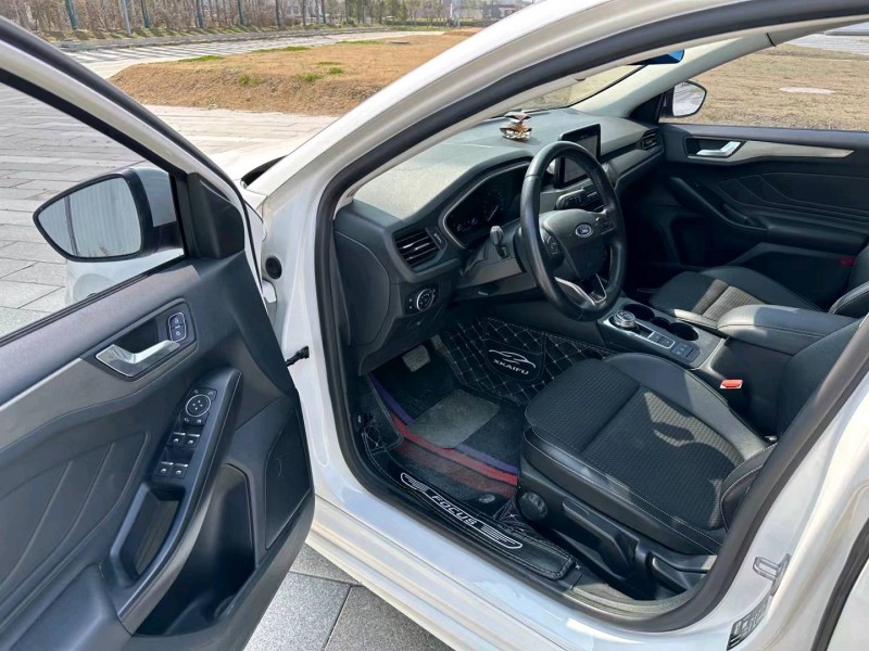 盐城19年福特福克斯6