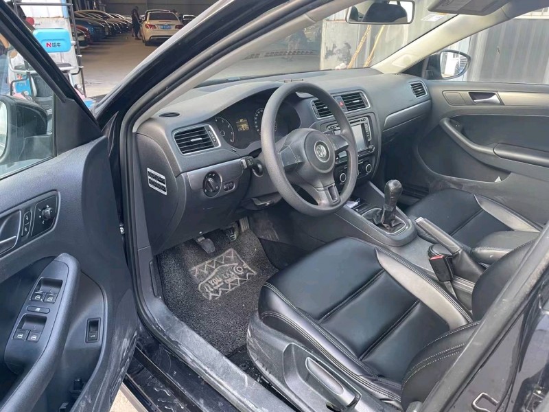 济宁15年大众速腾6