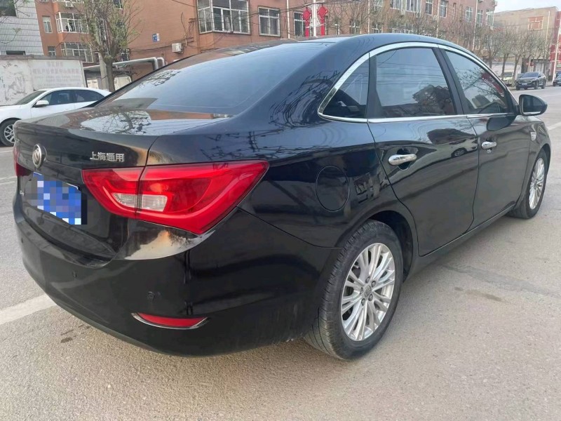 保定15年别克英朗GT4