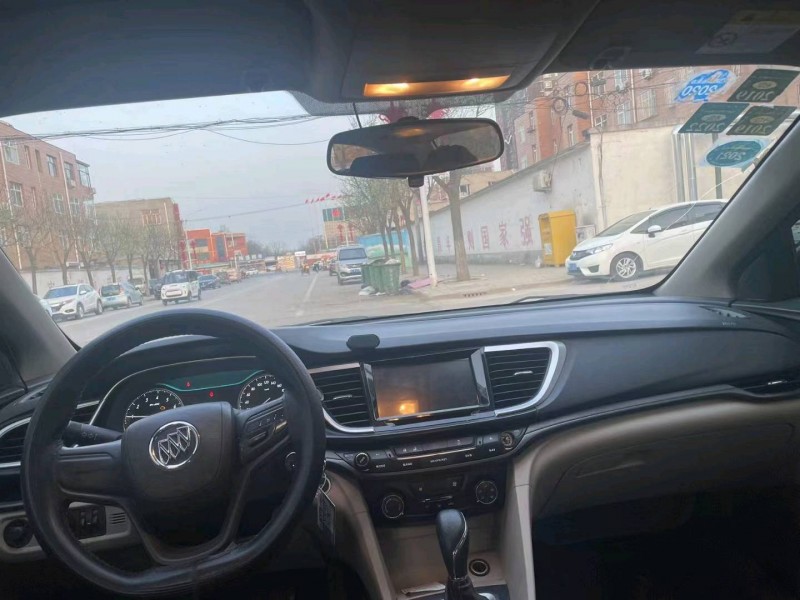 保定15年别克英朗GT7