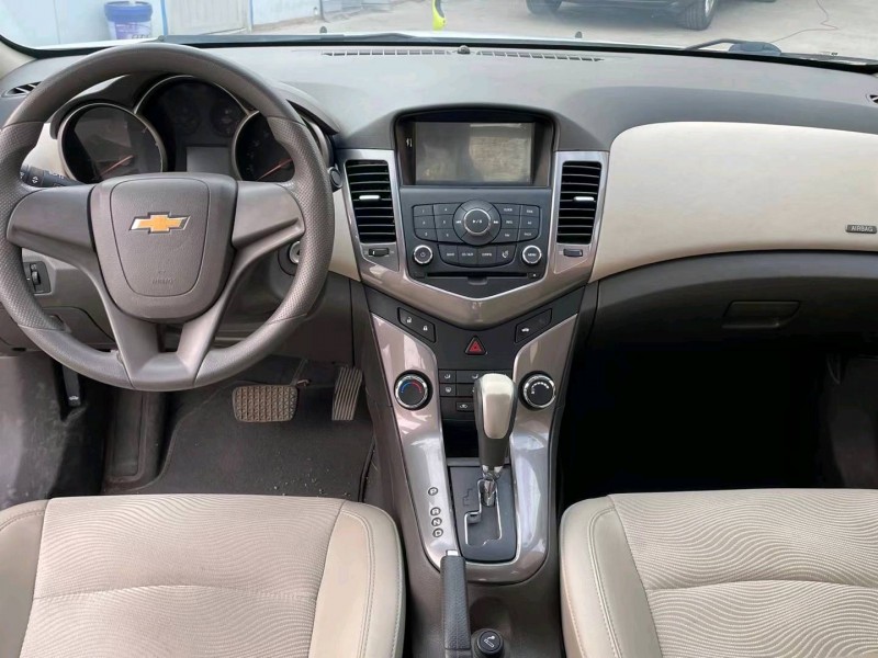 济宁15年雪佛兰科鲁兹4