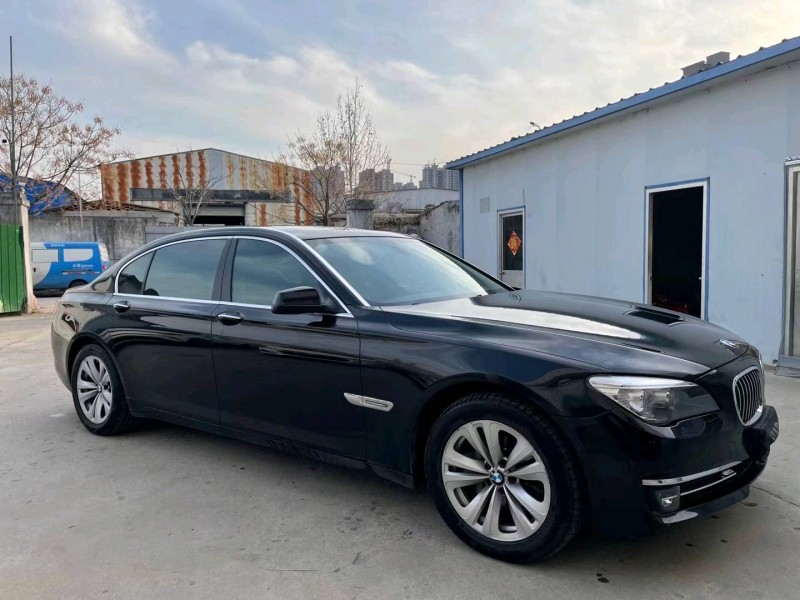 济宁12年宝马7系2