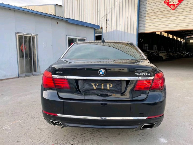 济宁12年宝马7系9