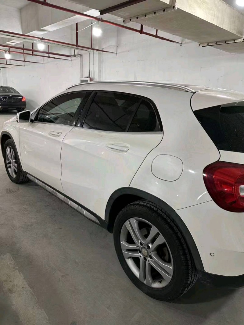 徐州16年奔驰GLA7