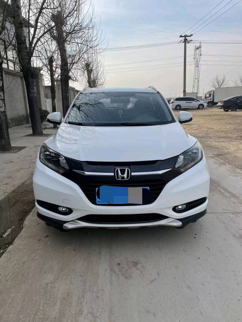 保定17年本田缤智1