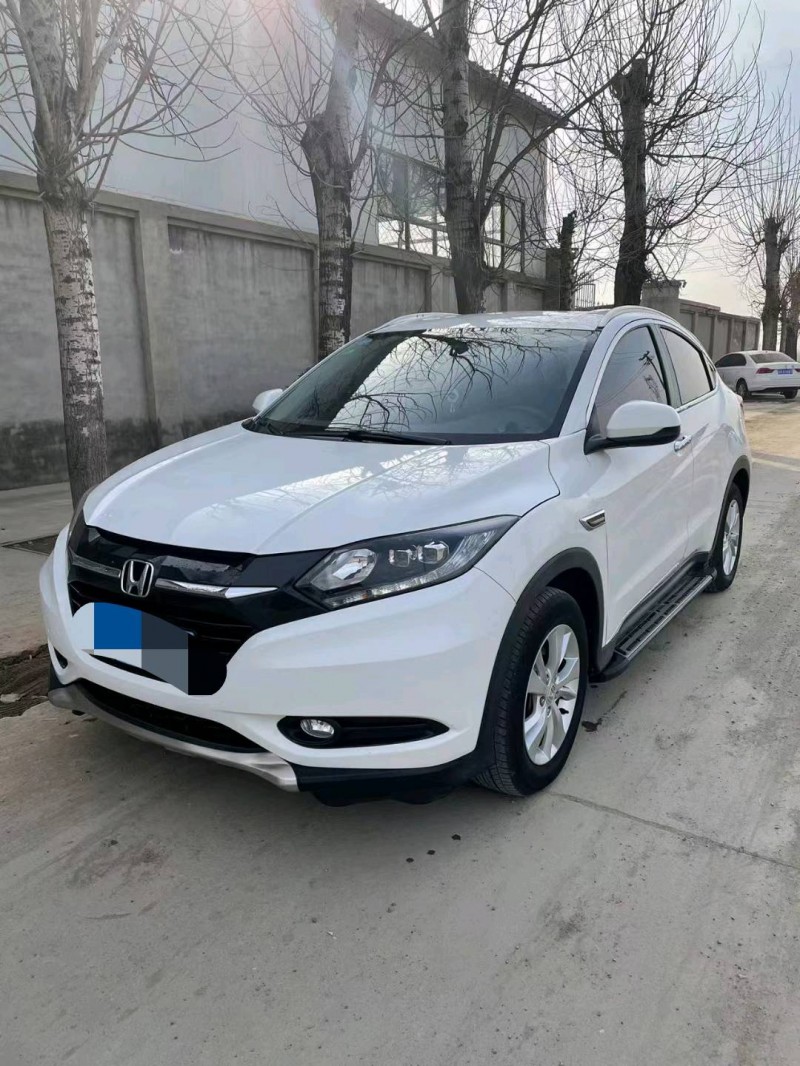 保定17年本田缤智3