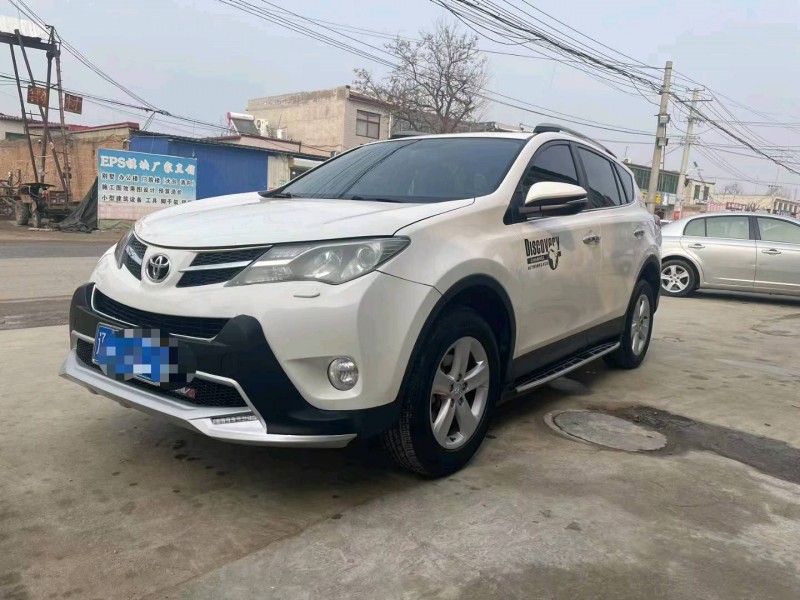 保定14年丰田RAV42