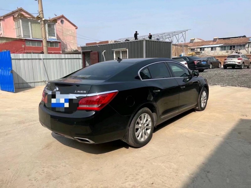 枣庄16年别克君越6