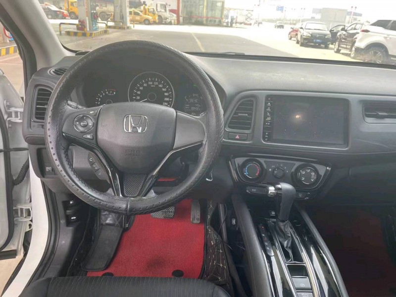 保定22年本田缤智7