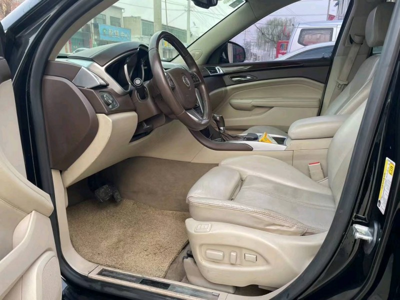 保定11年凯迪拉克SRX5