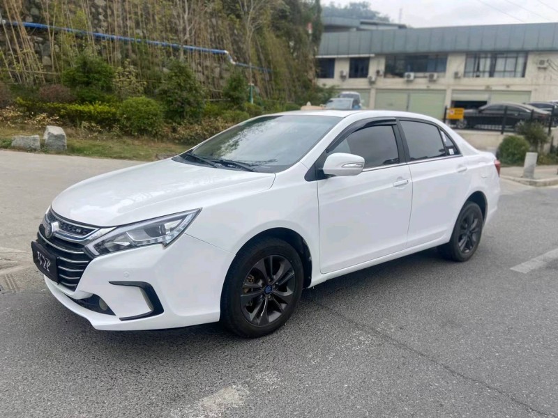 广州18年比亚迪秦2