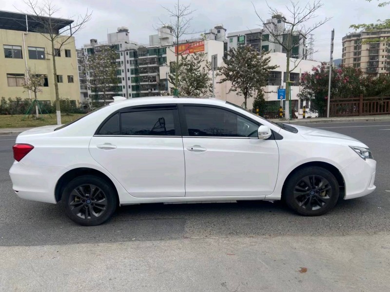 广州18年比亚迪秦4