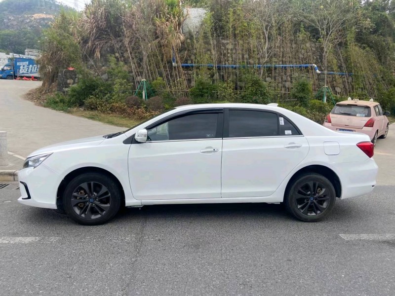 广州18年比亚迪秦5