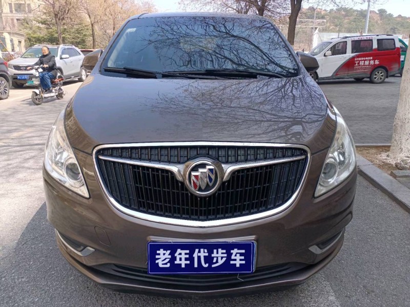 青岛17年别克GL81