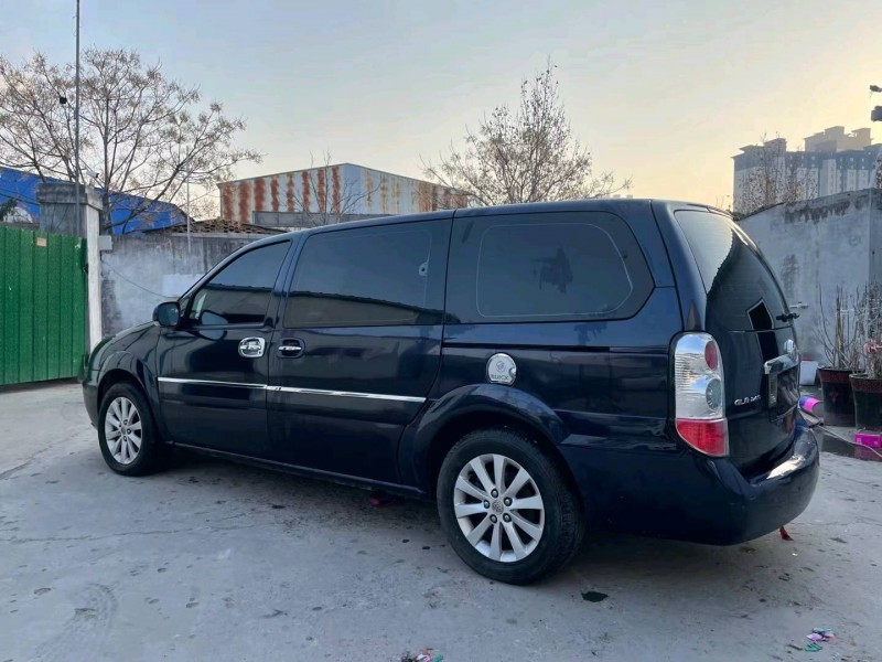 济宁13年别克GL88