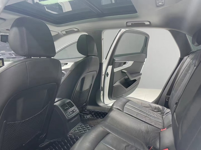 成都18年奥迪A4L6