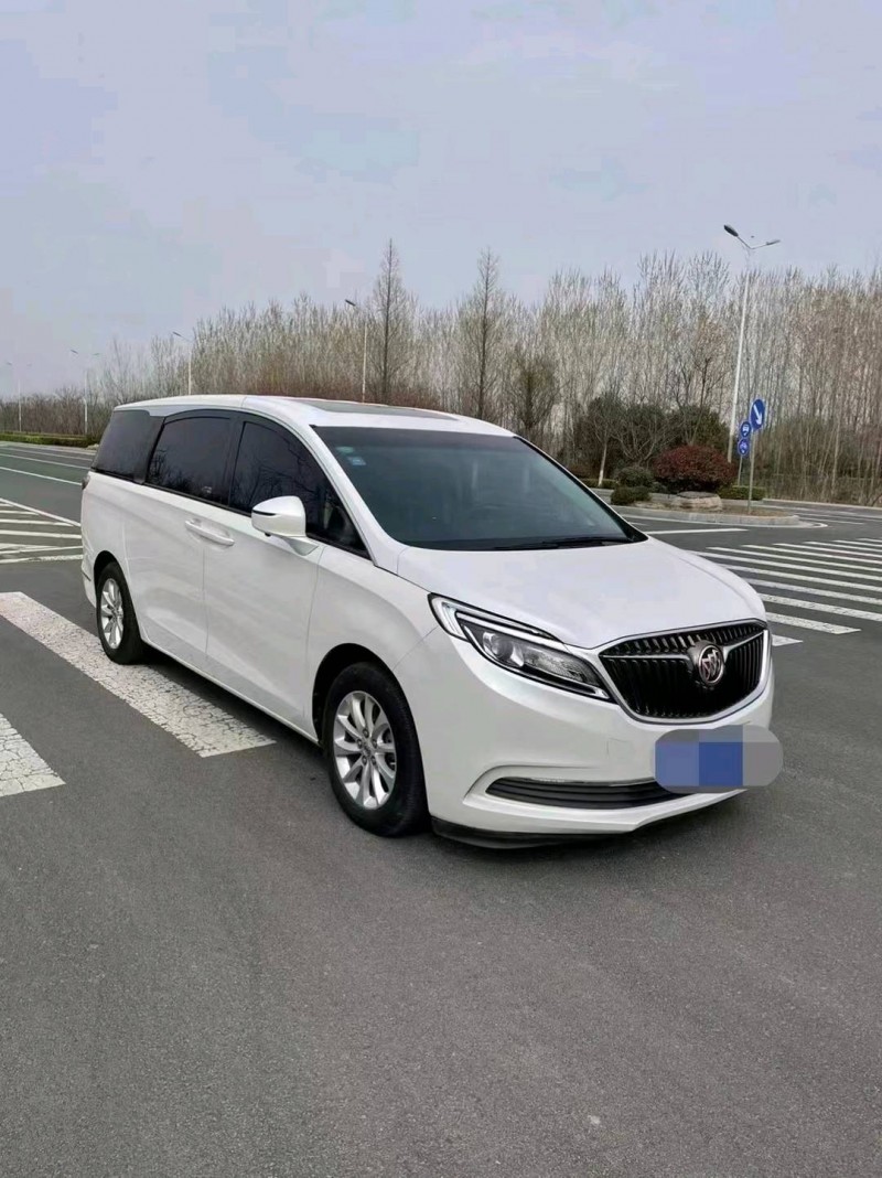 徐州18年别克GL82