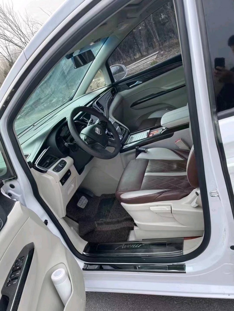 徐州18年别克GL84