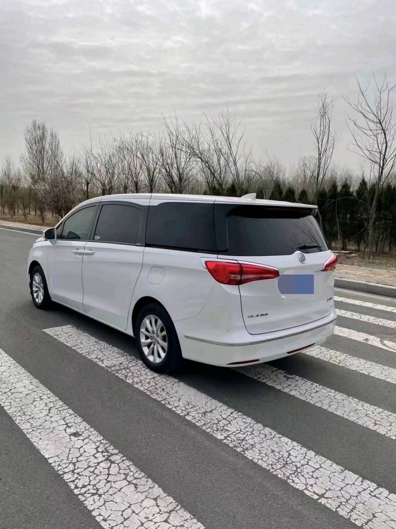 徐州18年别克GL87