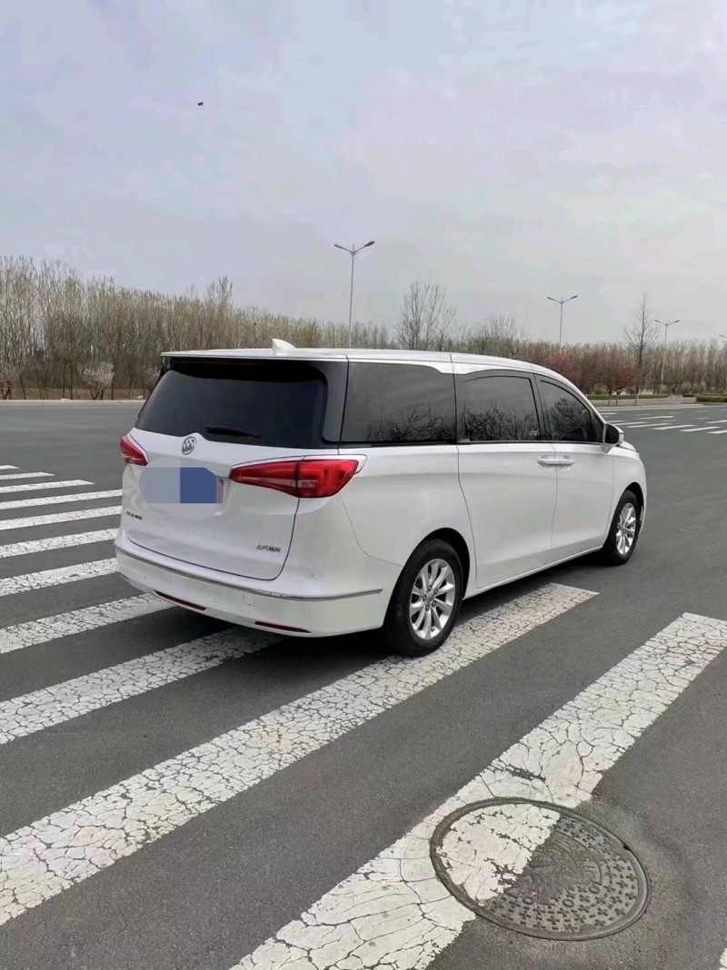 徐州18年别克GL88