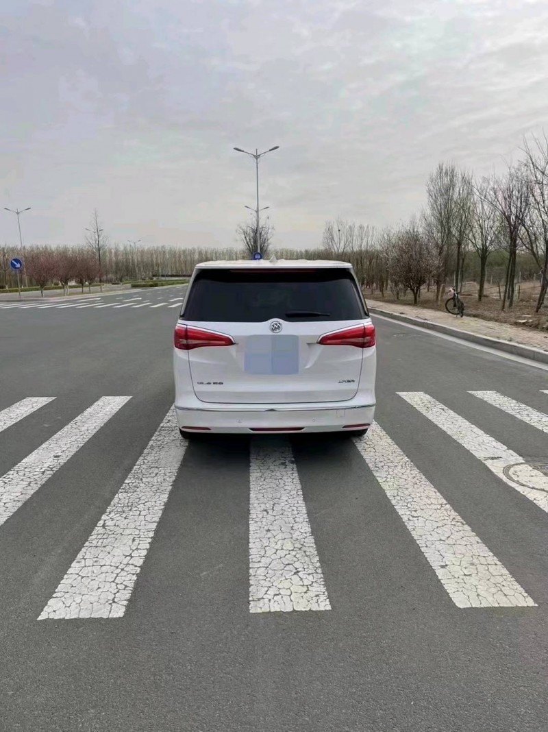 徐州18年别克GL89