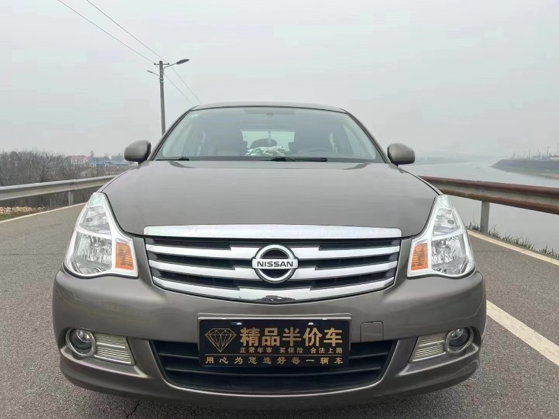 長沙16年日產軒逸1