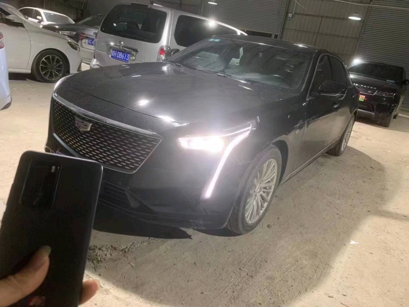 珠海20年凯迪拉克CT61