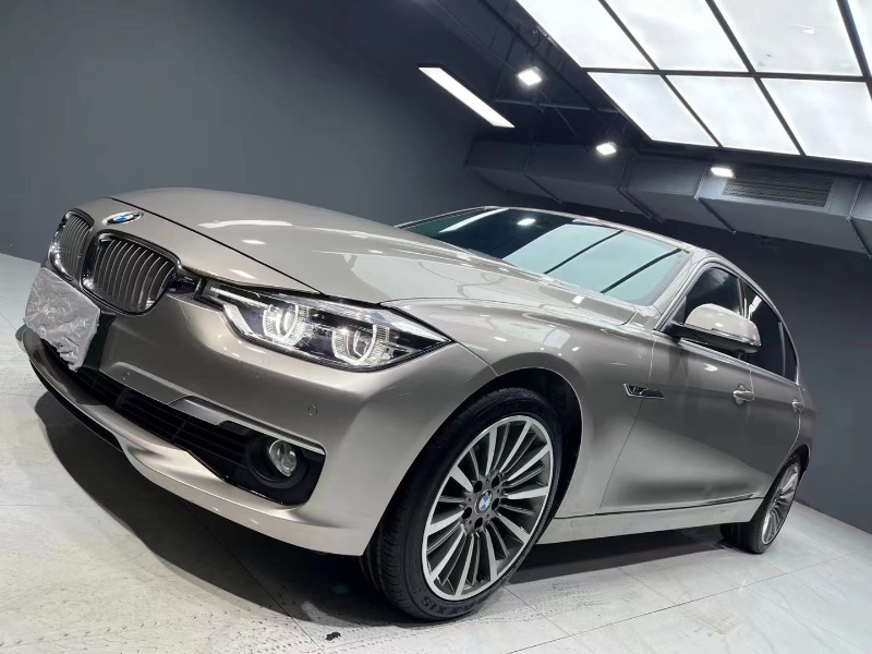 成都19年宝马3系2