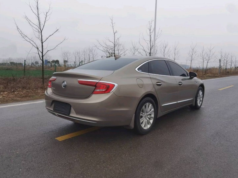 徐州17年别克君越8