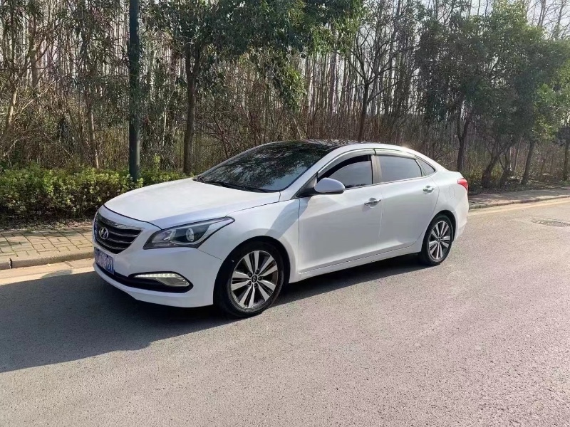 东营16年现代名图6