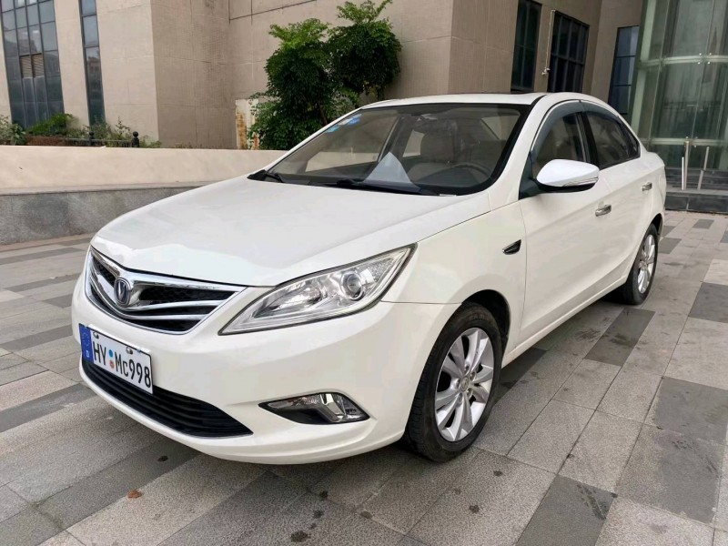 东莞14年长安汽车逸动2