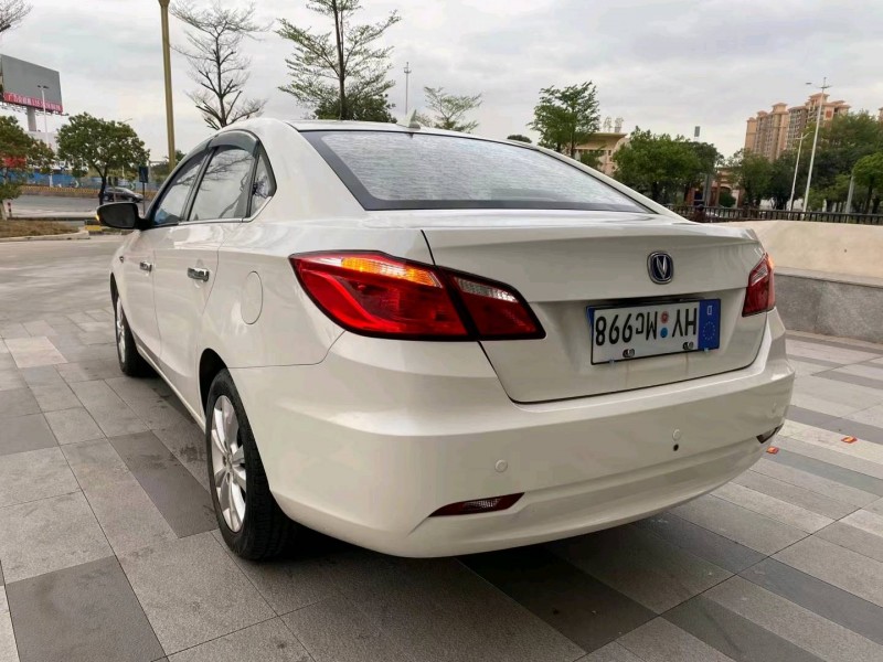 东莞14年长安汽车逸动4