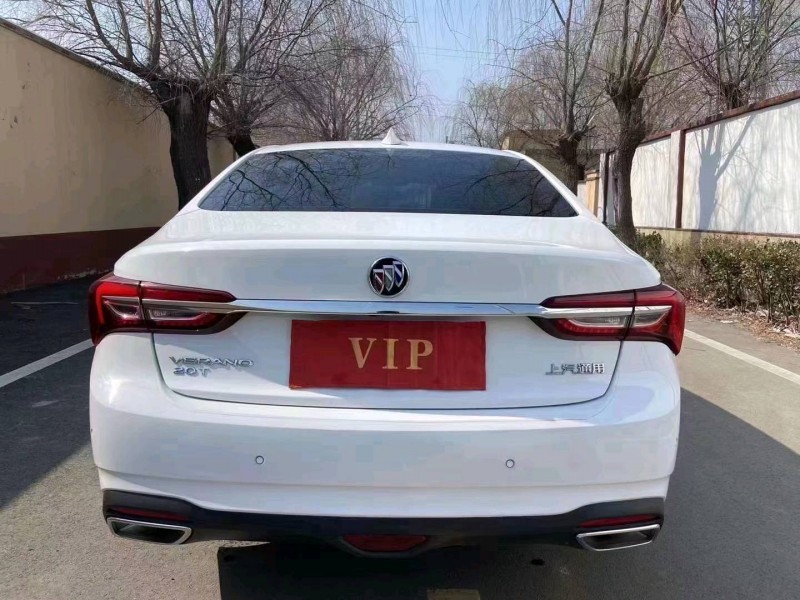 烟台20年别克威朗9