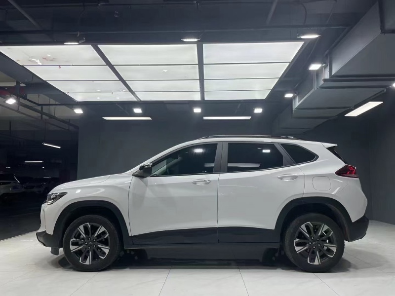 成都22年雪佛兰创酷8