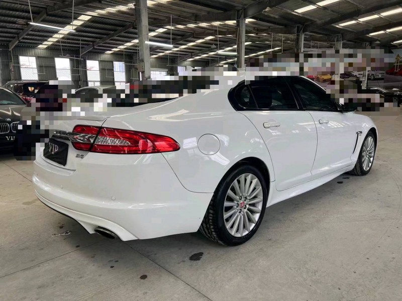 济宁15年捷豹XF7