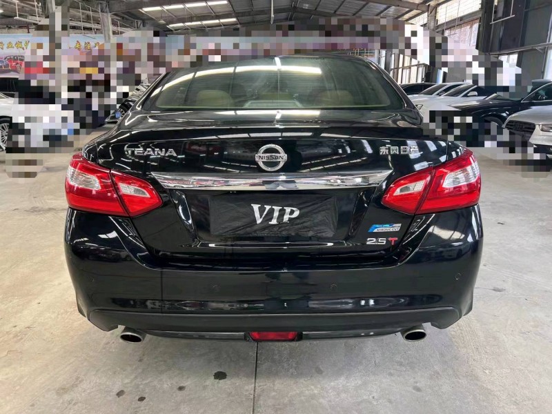 济宁19年日产天籁9