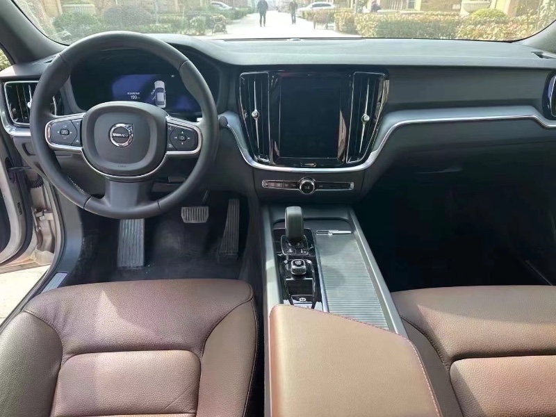 嘉兴23年沃尔沃S60L8