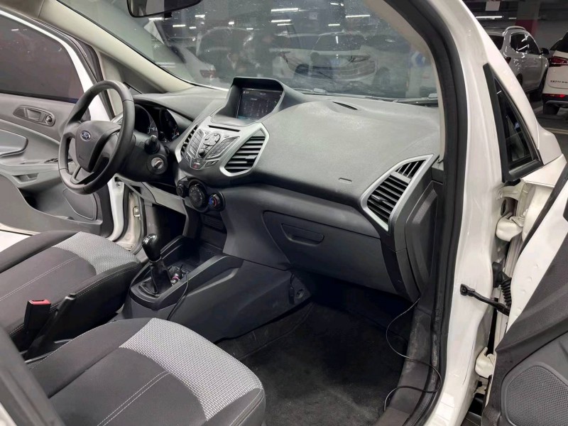 成都16年福特翼搏7